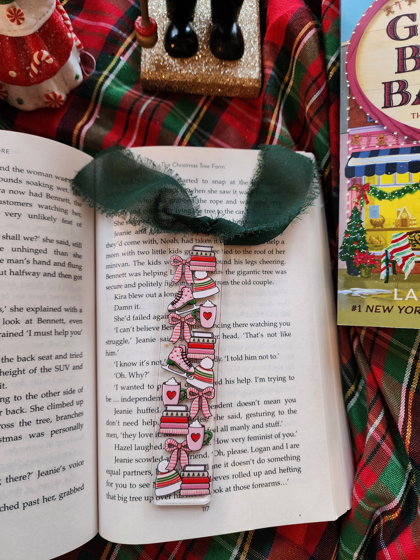 Christmas Skates Acrylic Bookmark| Holiday|Christmas|Bookish| Bookmark| Cute Bookmark| Book Lover Bookmark| Gifts for Book Lover| Books|Book Accessories|Bookish|