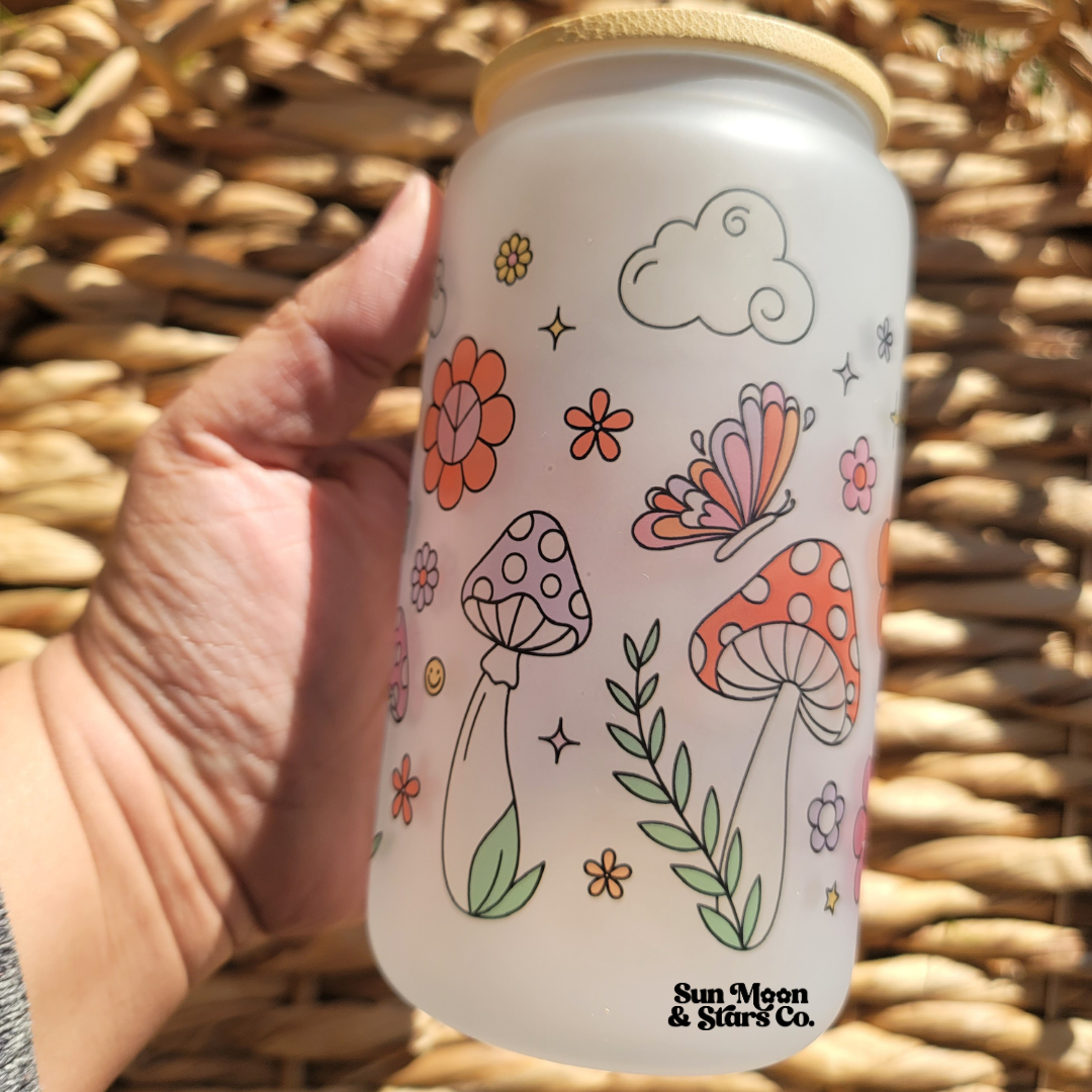 Retro Groovy Boho Daisy Field 16oz Frosted Glass Can