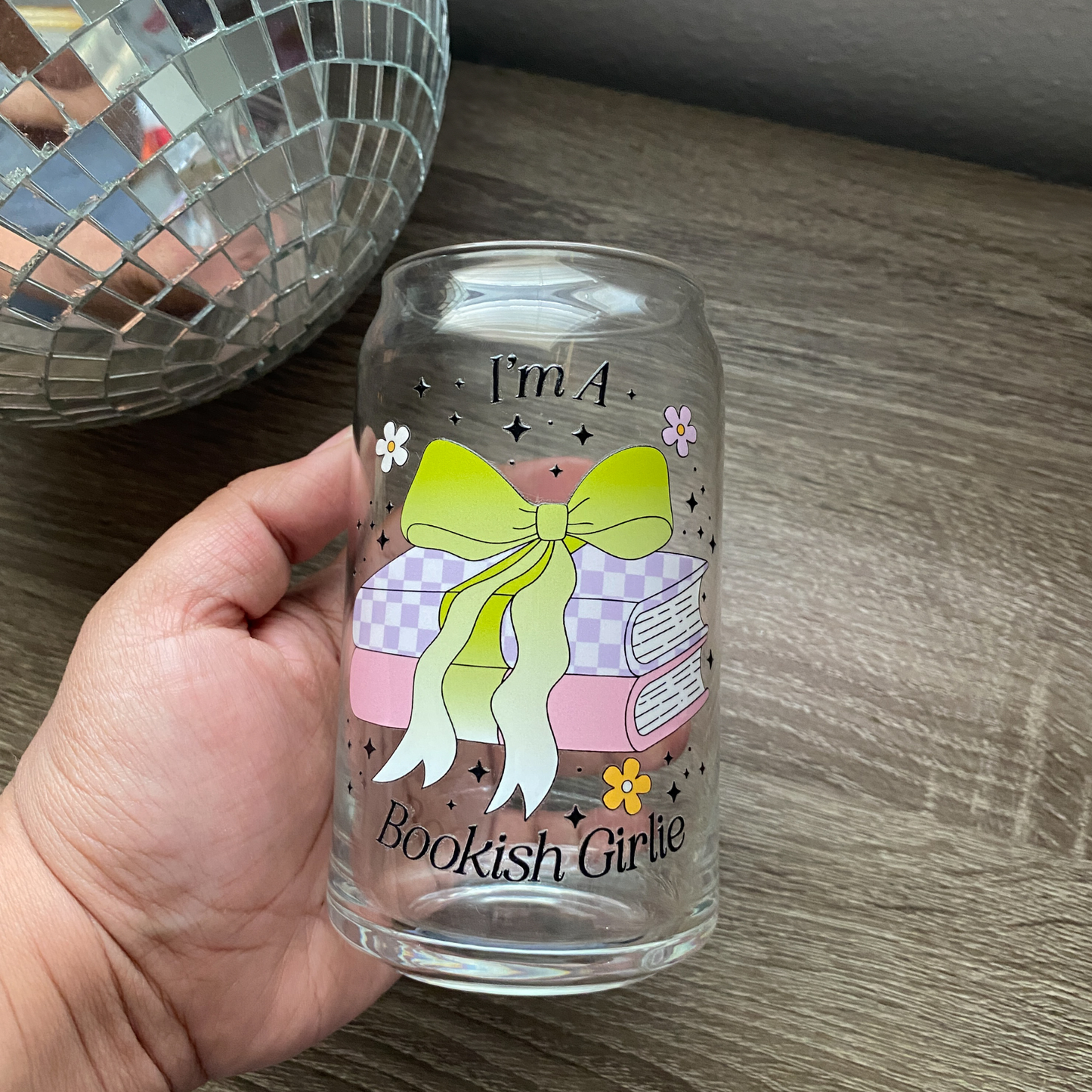 I'm a Bookish Girlie Cute Glass Can|Glass Tumbler w/Straw & Lid|