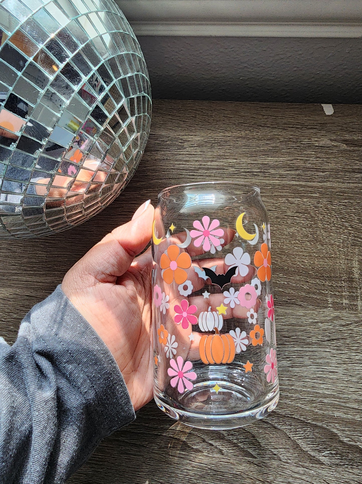 Pumpkins & Bats Girly 16oz glass can| Autumn| Fall Bookish| Pumpkins Books| Cute Glass Can|Glass Tumbler w/Straw & Lid|