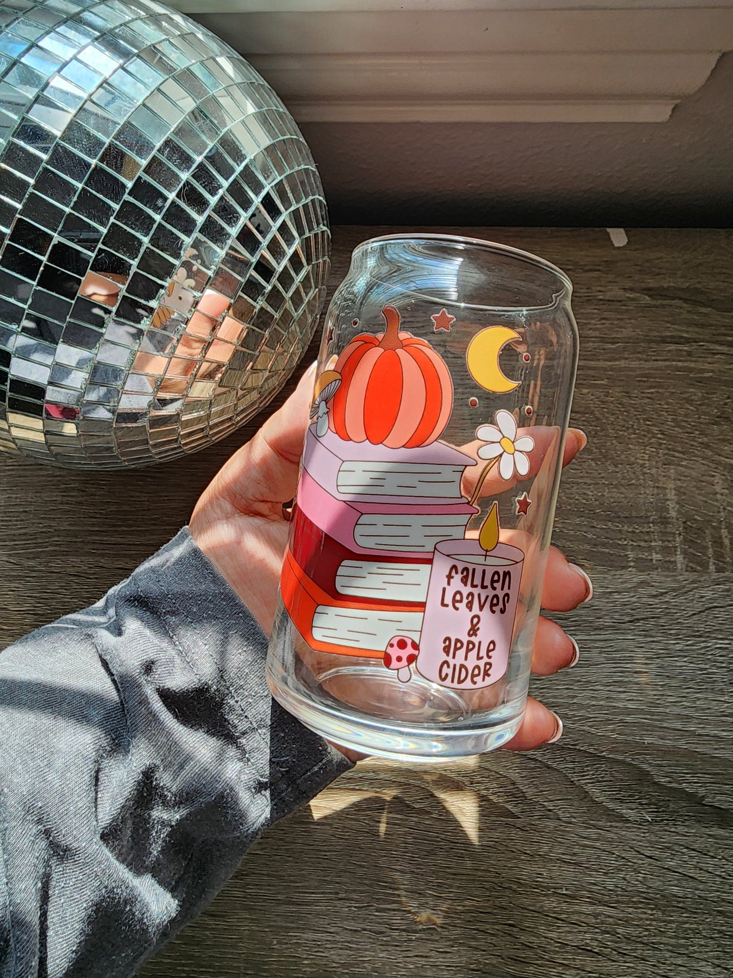 Fallen Leaves and Apple Cider 16oz glass can| Autumn| Fall Bookish| Pumpkins Books| Cute Glass Can|Glass Tumbler w/Straw & Lid|