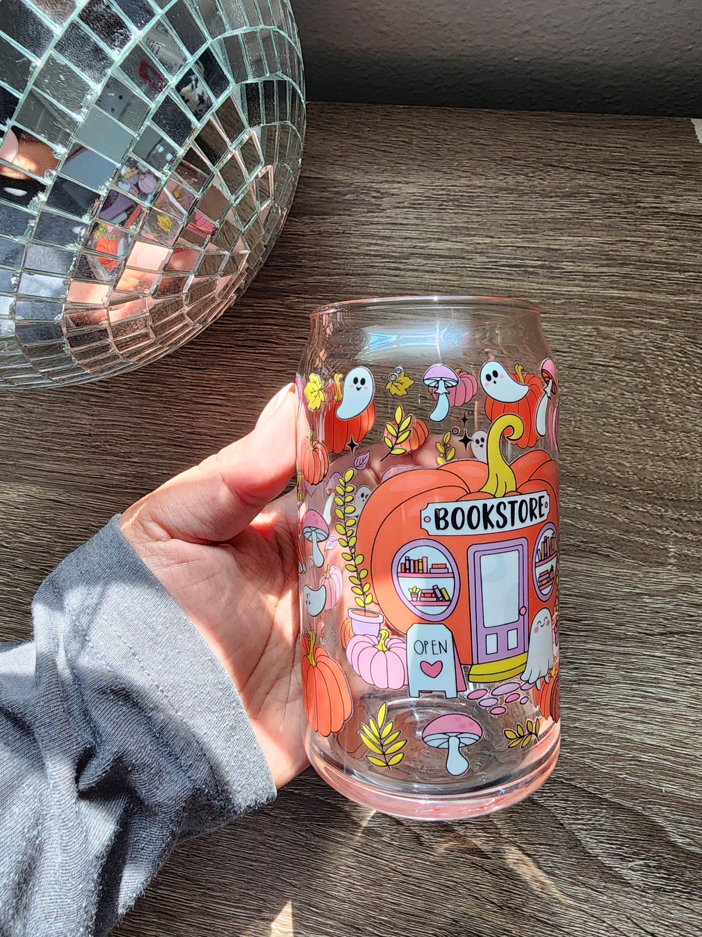 Pumpkin Bookstore 16oz glass can| Autumn| Fall Bookish| Pumpkins Books| Cute Glass Can|Glass Tumbler w/Straw & Lid|