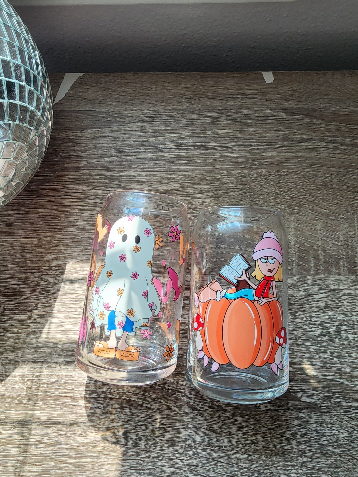 Lizzie M Ghost Girly 16oz glass can| Autumn| Fall Bookish| Pumpkins Books| Cute Glass Can|Glass Tumbler w/Straw & Lid|