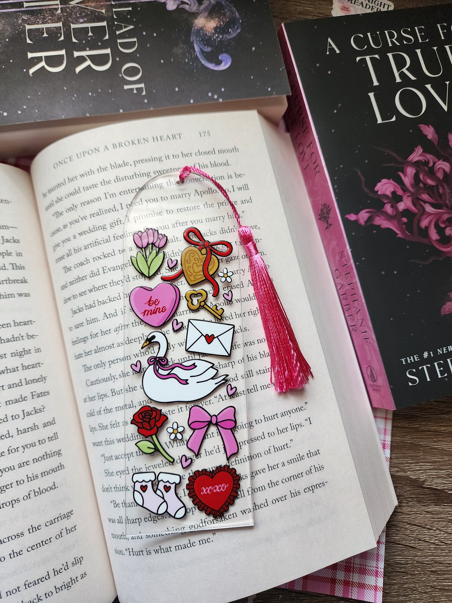 Be Mine Swan Acrylic Bookmark|Bookish| Bookmark| Cute Bookmark| Book Lover Bookmark| Gifts for Book Lover| Books|Book Accessories|Bookish|