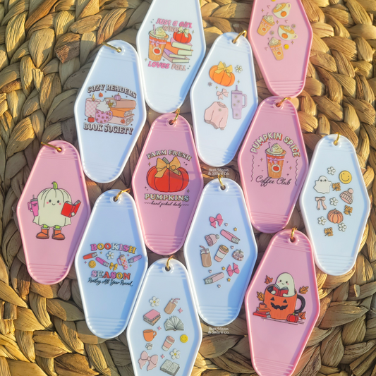 Cute Fall Motel Keychains|Retro Motel Keychains|Pink Accessories|FunGifts|StockingStuffersforTeenGirls/Boys|Women/Men|GiftsforHerGiftsforHim