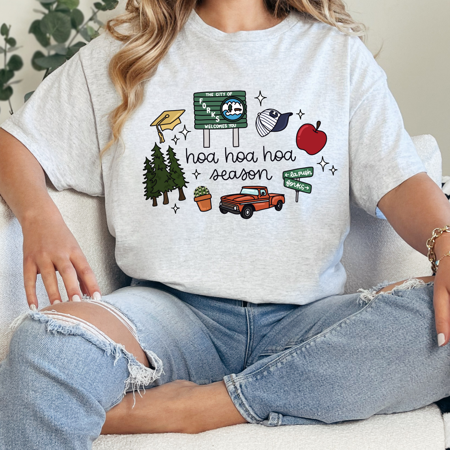 Hoa Hoa Hoa SeasonTee| Bookish T-shirt| Cute Book Lover| Bookish Gift|Book Lover