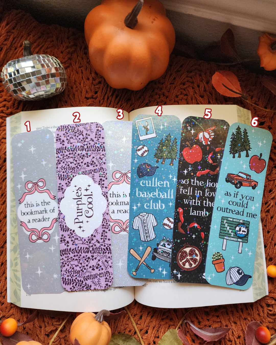 Twilight| New Moon| Forks| Cullens|Vampires|Sparkly Skinny bookmark| Holographic bookmark| book accessories