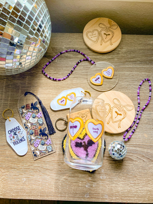 Fourth Wing Locket 16oz Glass Can|Glass Tumbler w/Straw & Lid| I Will Not Die Today| Fourth Wing| Bookish| Basgiath War College| Dragons| Cute Keychain| Book Lover| Gifts for Book Lover| Books|Book Accessories|