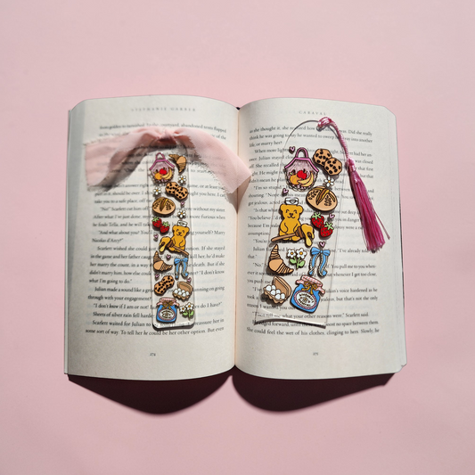 Spring Picnic Bookmarks| Spring Honey Bear|Acrylic Bookmark| Bookish| Bookmark| Cute Bookmark| Book Lover Bookmark| Gifts for Book Lover| Books|Book Accessories|Bookish|
