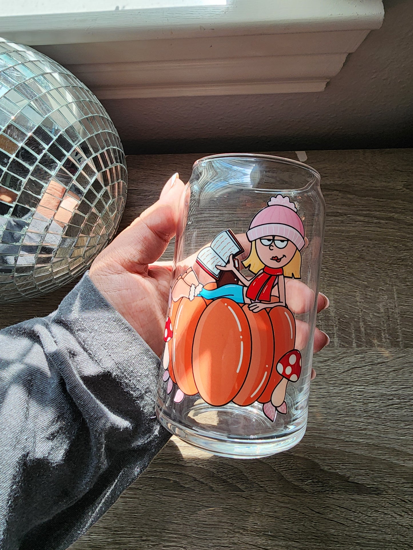 Lizzie M. Fall 16oz glass can| Autumn| Fall Bookish| Cute Glass Can|Glass Tumbler w/Straw & Lid|