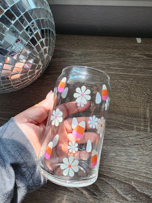 Daisies & Candy Corn Girly 16oz glass can| Autumn| Fall Bookish| Pumpkins Books| Cute Glass Can|Glass Tumbler w/Straw & Lid|