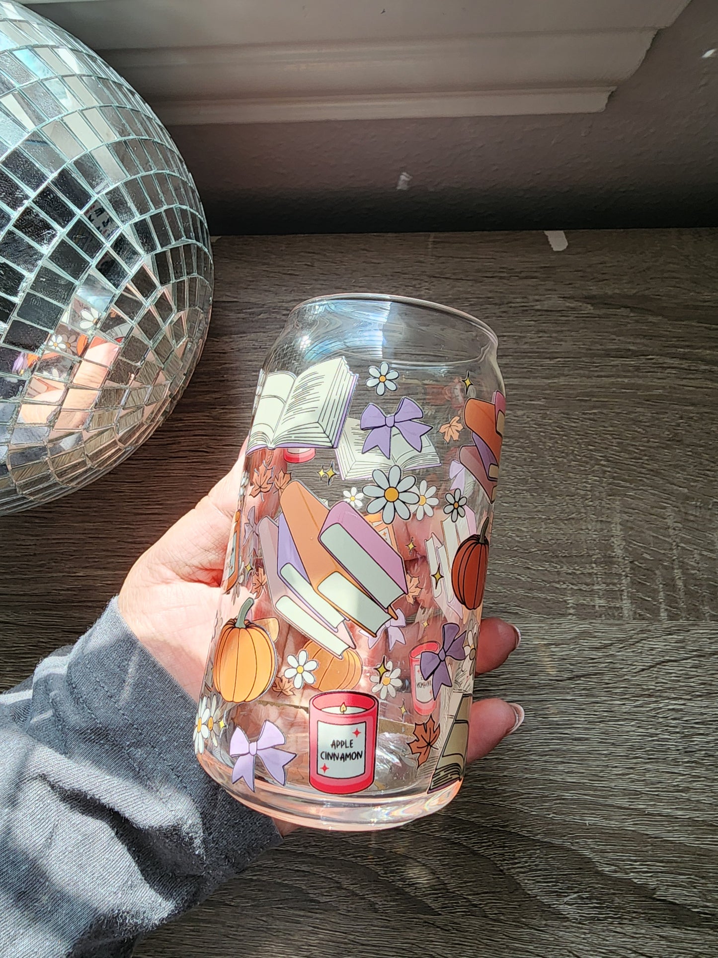 Fall Bookish 16oz glass can| Autumn| Fall Bookish| Pumpkins Books| Cute Glass Can|Glass Tumbler w/Straw & Lid|